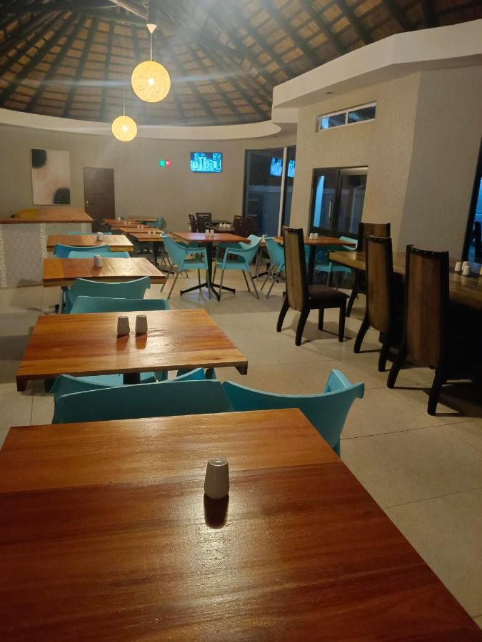 Green Fields Hotel, คอฟฟีเบย์ ภายนอก รูปภาพ